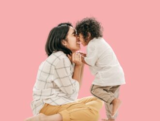 Maternidade real e sem romantismo: como quebrar o ciclo
