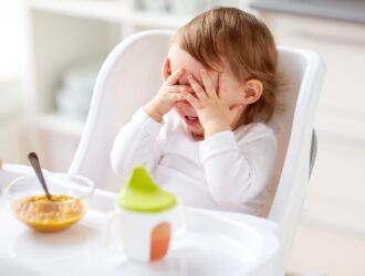 Quer fazer seu filho comer bem? Não cometa estes 6 erros