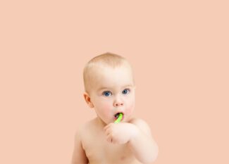 Quando iniciar a higiene bucal do bebê: dicas e recomendações