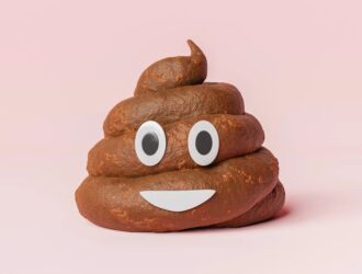 Cocô do bebê: o que é normal, o que não é e como cuidar direitinho
