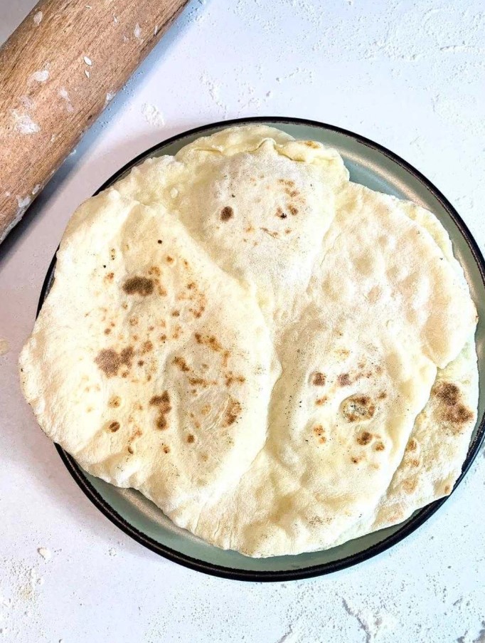 5 receitas de jantares rápidos para crianças que amam lanche 6 Receitas de jantares rápidos para crianças - Pão Pita