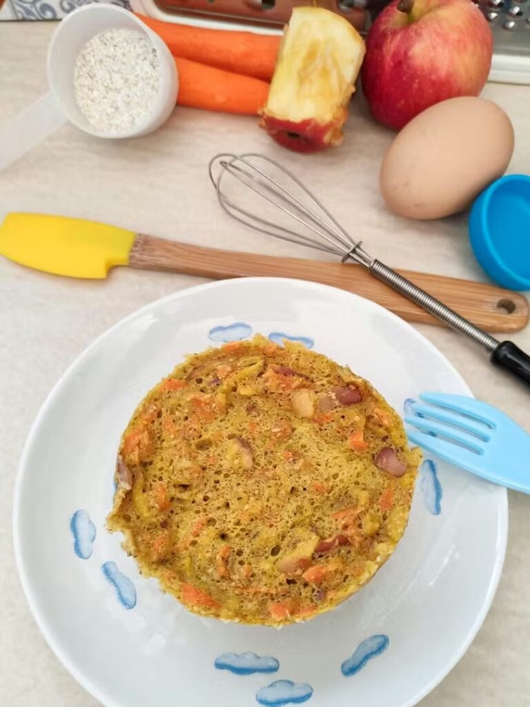 Café da manhã do bebê - Bolo de Cenoura