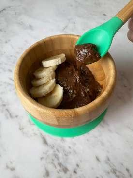 Cardápio saudável para o dia das crianças: 19 sugestões sem açúcar 6 Mousse de chocolate servida em potinho